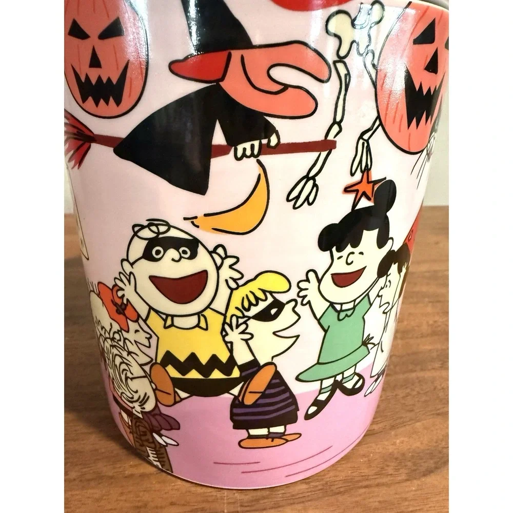 Peanuts Gang Snoopy Pink Halloween Party Ceramic Candy or Cookie Jar Canister